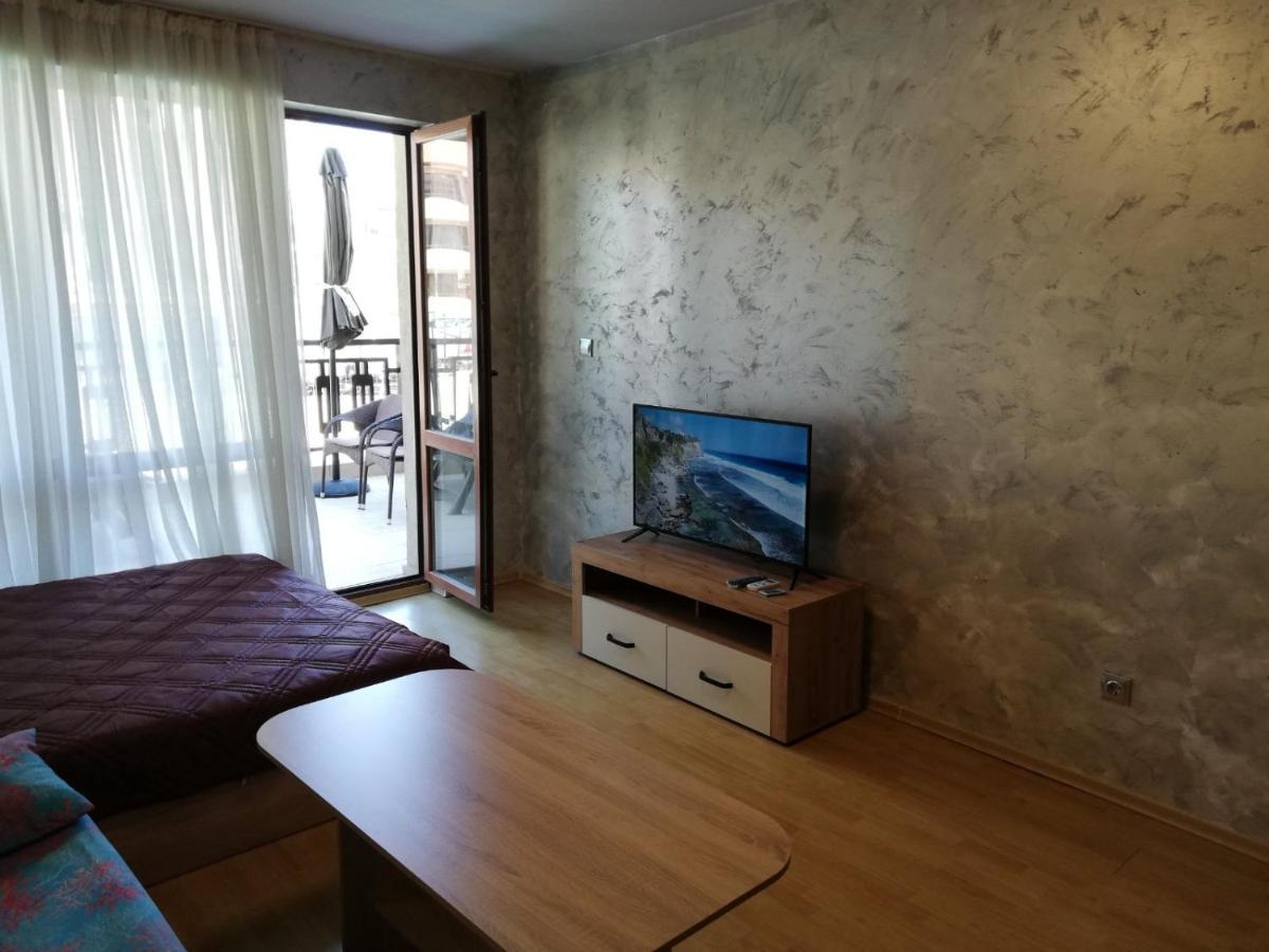 Lovely Studio In A Complex With A Pool By Flat Mаnаger Sveti Vlas Εξωτερικό φωτογραφία