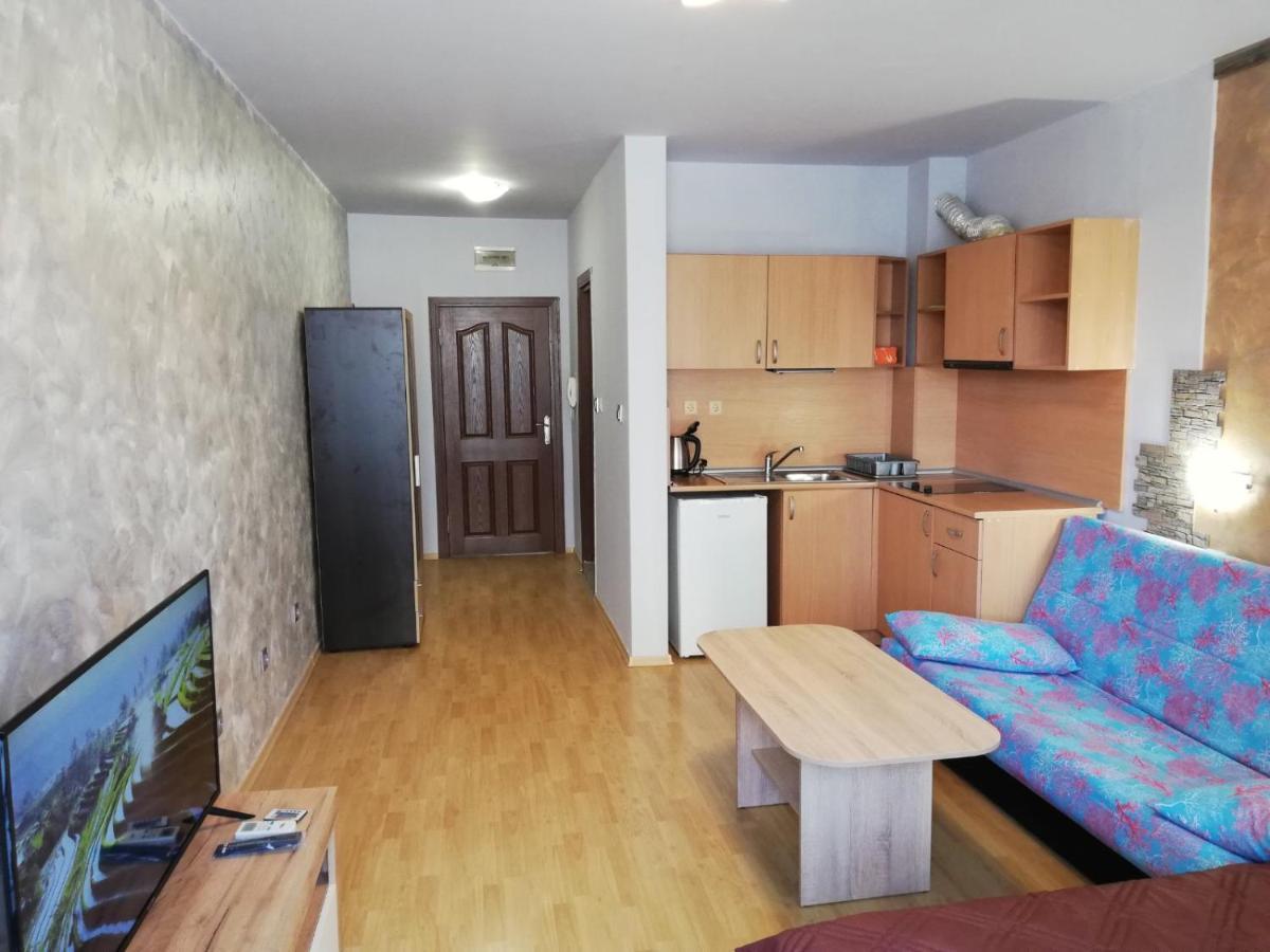Lovely Studio In A Complex With A Pool By Flat Mаnаger Sveti Vlas Εξωτερικό φωτογραφία