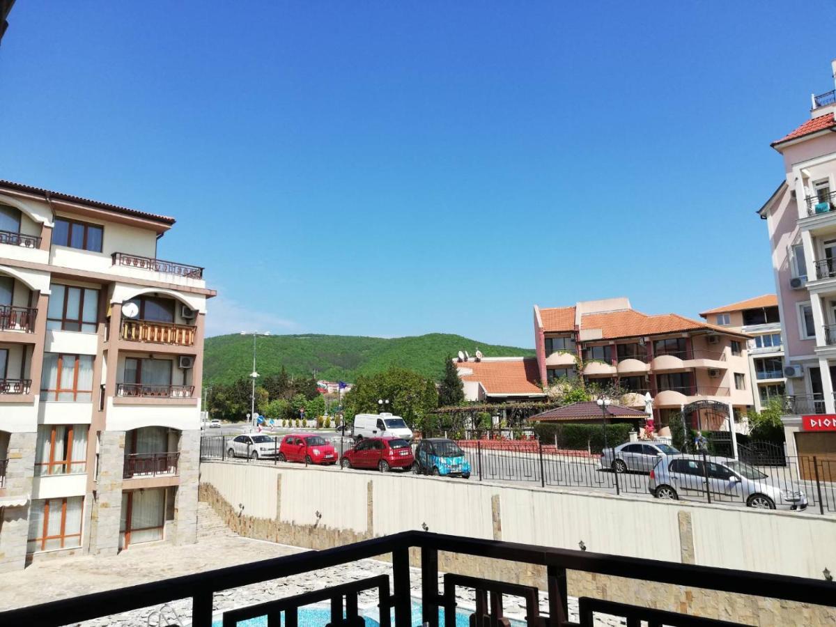 Lovely Studio In A Complex With A Pool By Flat Mаnаger Sveti Vlas Εξωτερικό φωτογραφία